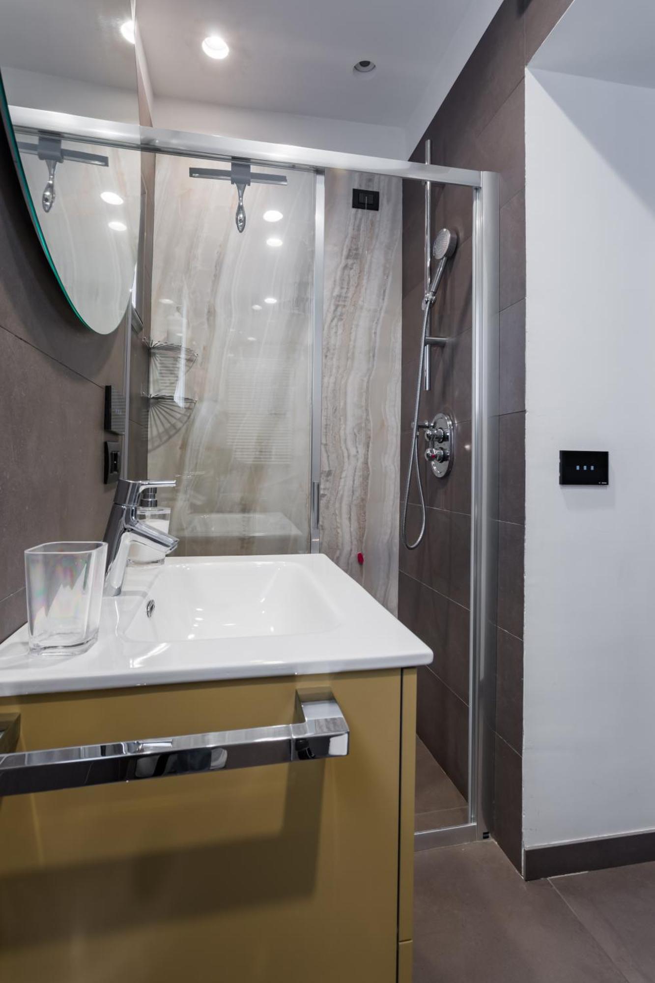 Archihouse Suites Napels Buitenkant foto