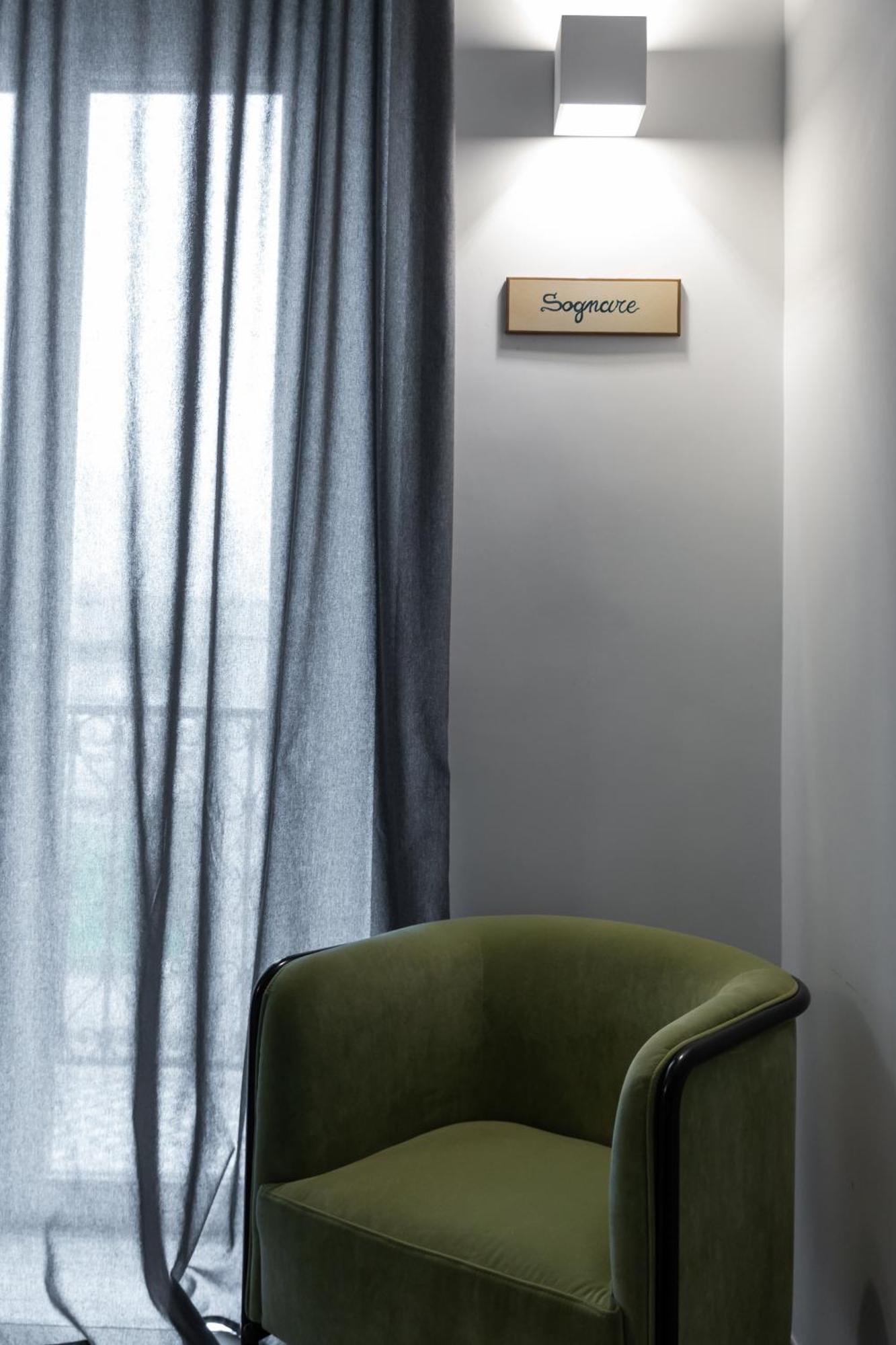 Archihouse Suites Napels Buitenkant foto