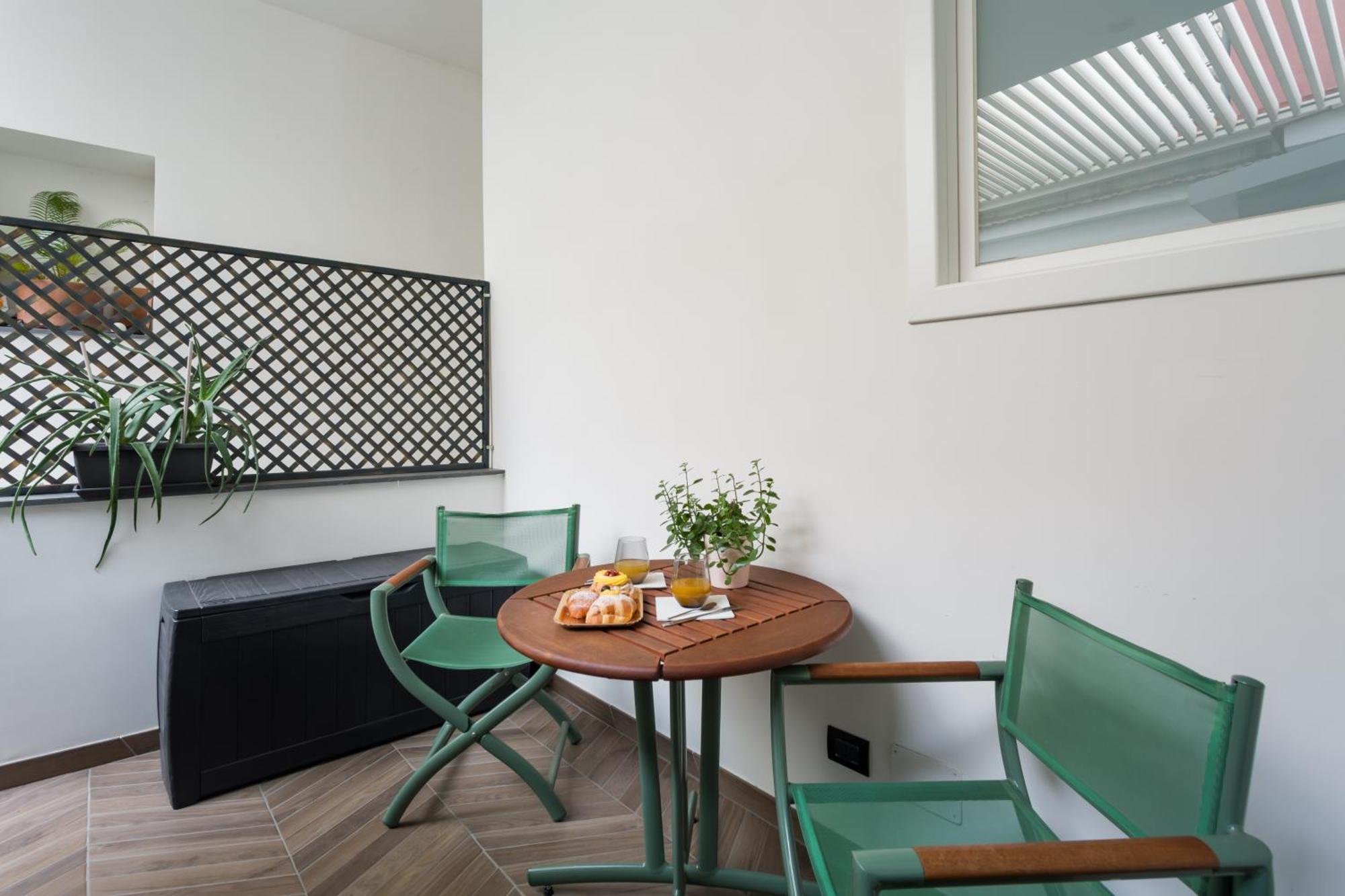 Archihouse Suites Napels Buitenkant foto